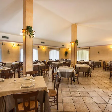 Perda Rubia Lejlighedshotel 3*